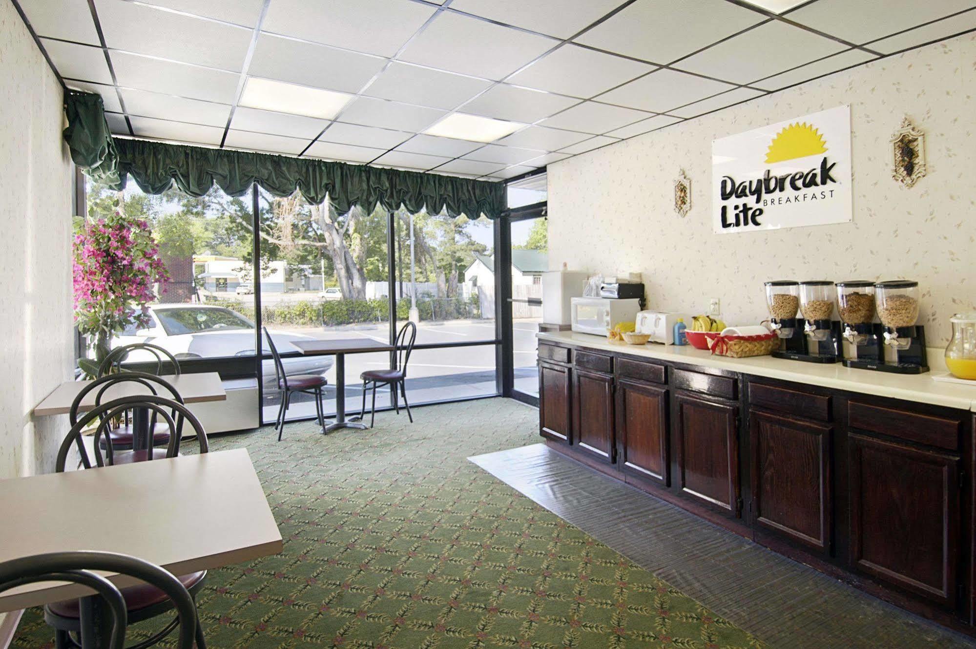 Days Inn Cheraw 레스토랑 사진